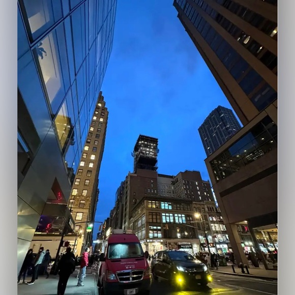 Meet your seller! Hi I’m Michelle 🫶🏻 - Picture 13 of 16